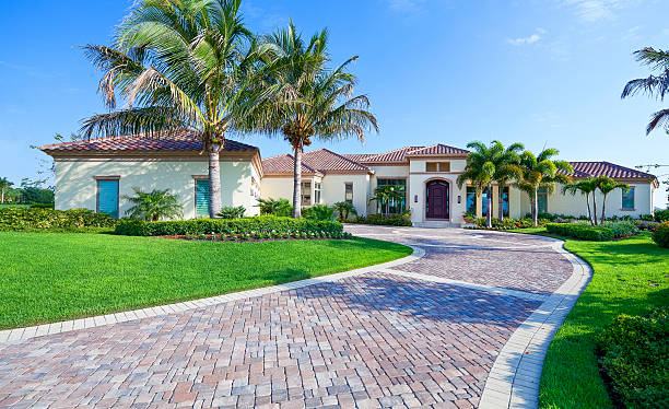 Best Interlocking Driveway Pavers  in Mary Esther, FL